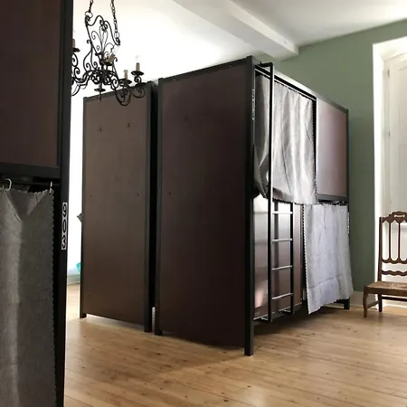 Hostal Hostel20 *